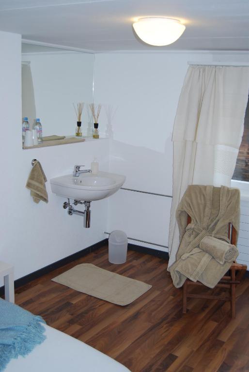 B&B Haus Zur Krone Oberriet Rom bilde